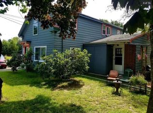 16 Topsfield Rd #1, Ipswich, MA 01938