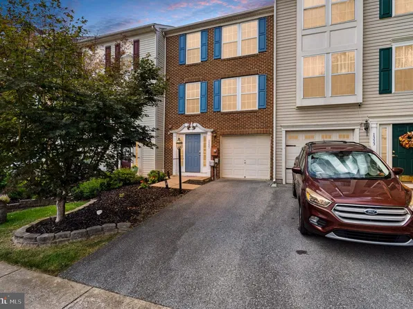1331 Mare St, Ranson, WV 25438