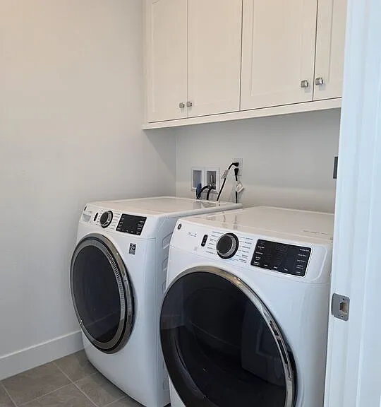 426 Lobata — Photo 14