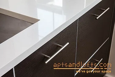 Rented by aptsandlofts.com