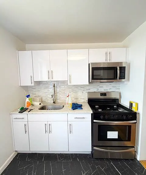 88-50 179th St #6 — Photo 2