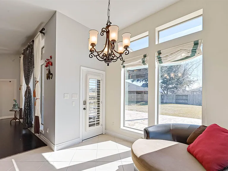 5422 Linden Rose Ln — Photo 24