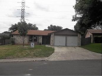 2nd image of 14407 Briarledge St