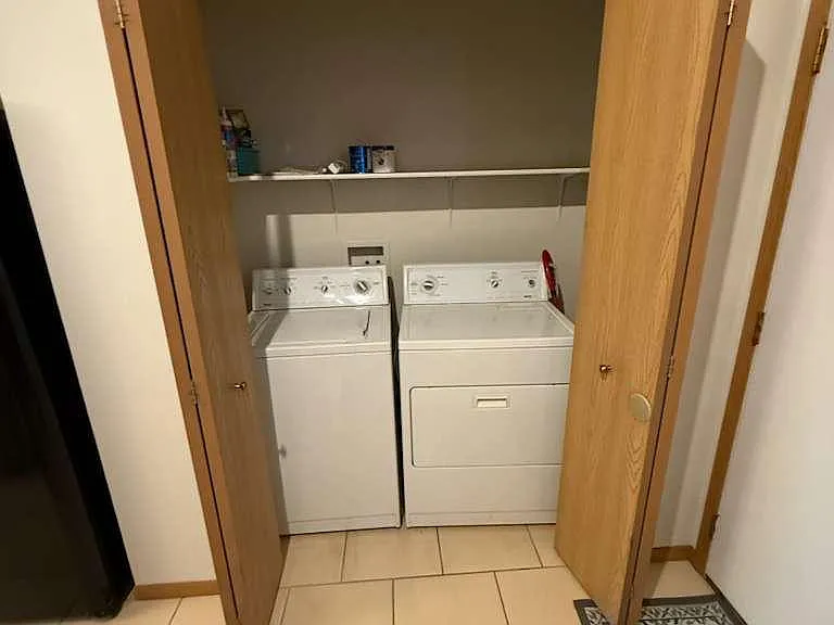 8282 Mira St — Photo 3