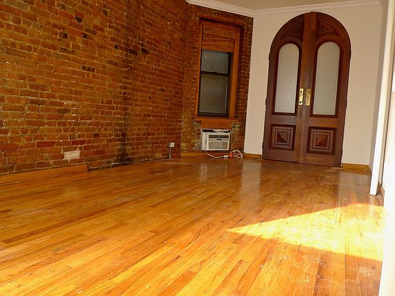3rd image of 226 W 4th St #1L