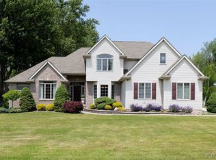 2371 Bullis Rd, Elma, NY 14059