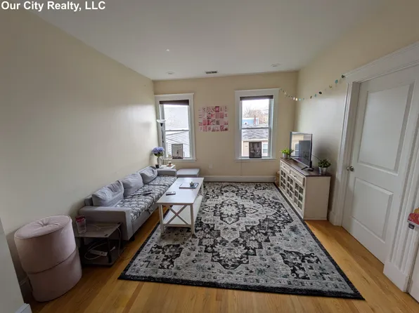 238 Prospect St #3, Cambridge, MA 02139