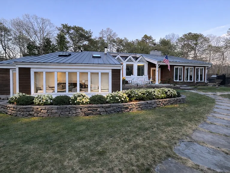 Quogue Riverhead Rd — Photo 1