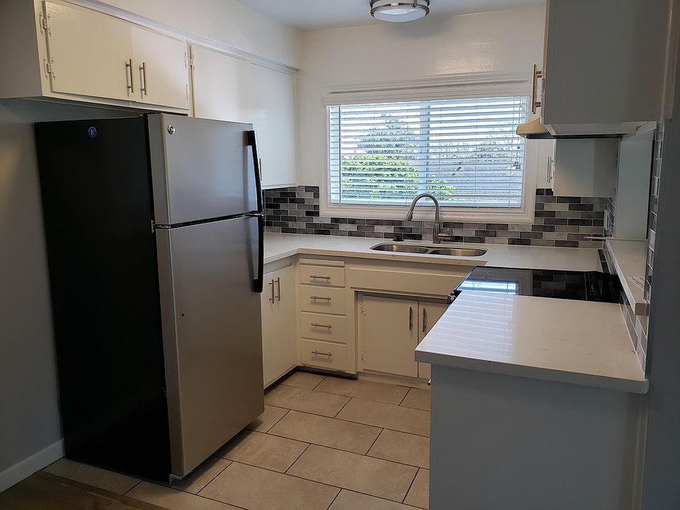 1st image of 740 W Paseo Del Mar