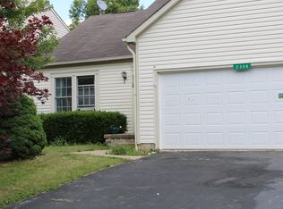 2308 Brookbank Dr, Grove City, OH 43123