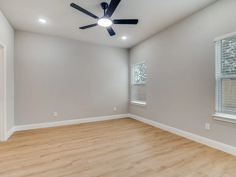2707 Brazos River Dr — Photo 21