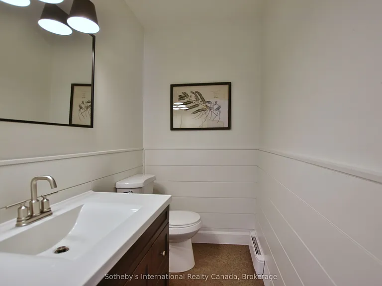 150 Victoria St S #103 — Photo 12