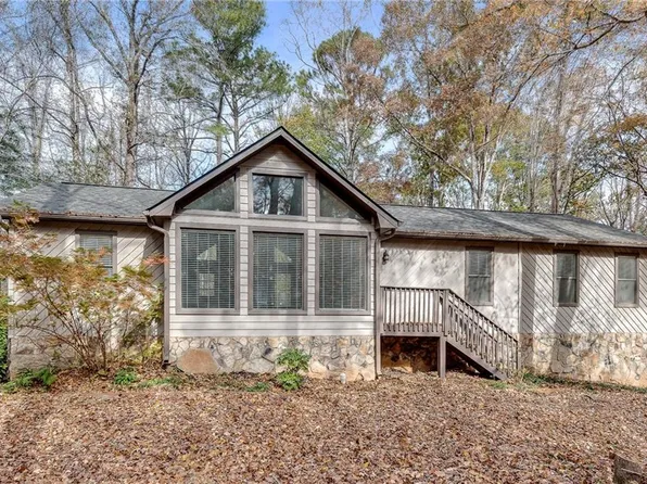 519 Magnolia Dr, Woodstock, GA 30188