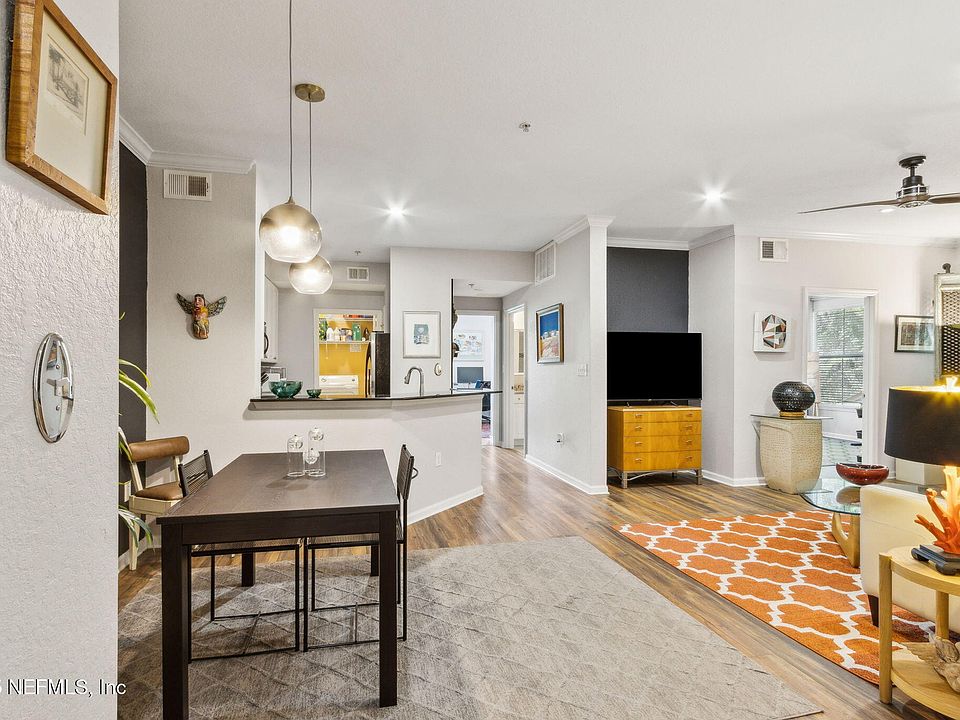 1st image of 8539 GATE Parkway #1732