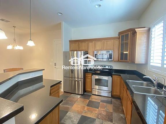 4th image of 121 N California St Unit 1