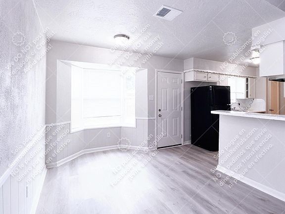 4th image of 9307 Twin Hills Dr