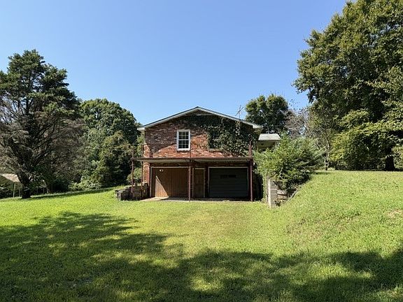 5th image of 6716 Brown Hollow Rd