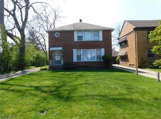 2612 Warrensville Center Rd, University Heights, OH 44118