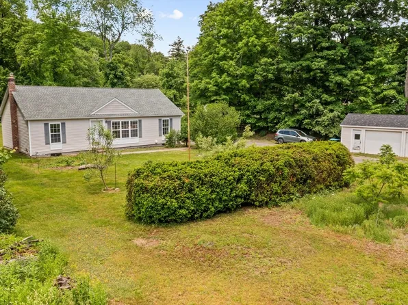 62 Laurelwood Rd, Sterling, MA 01564