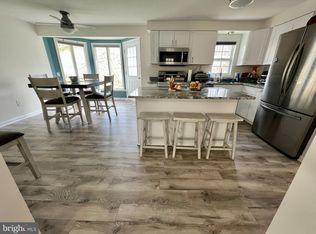 1555 Calvert Beach Rd, Saint Leonard, MD 20685