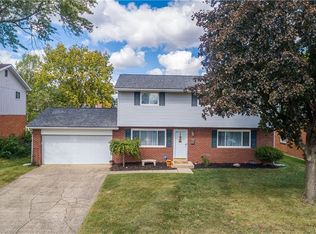 1067 Wollenhaupt Dr, Vandalia, OH 45377