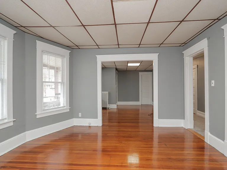 8 Ivy Ave #1 — Photo 7
