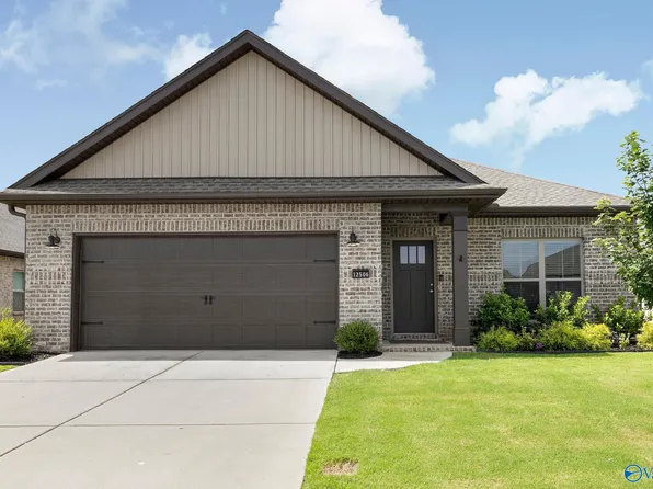 12506 Whitcomb Cir, Athens, AL 35613