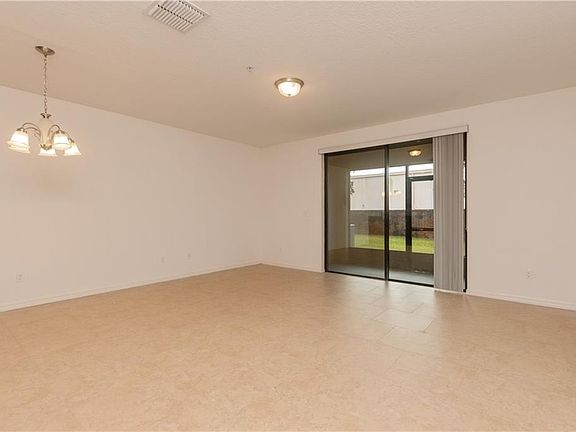5th image of 2301 Aloha Bay Ct