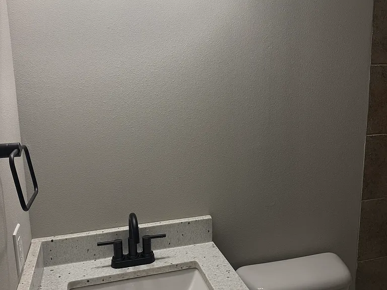 5630 Pershing Ave #25 — Photo 7