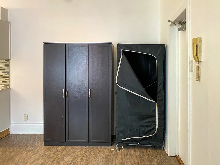 301 Wilbrod St — Photo 32