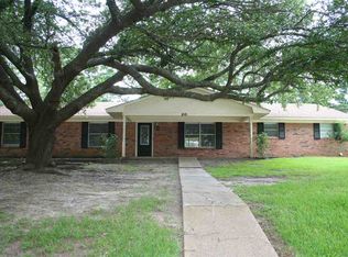 20 Spring Valley Cir, Longview, TX 75605