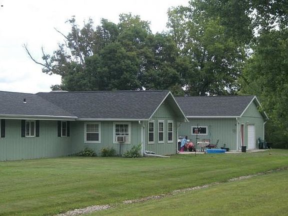 3rd image of 335 Lakeview Ave