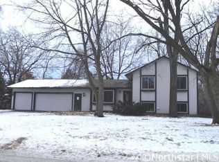 4146 Edgewood Rd NE, Circle Pines, MN 55014