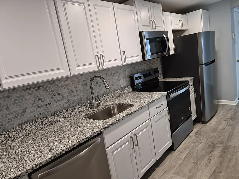 161 S Main St #201 — Photo 29