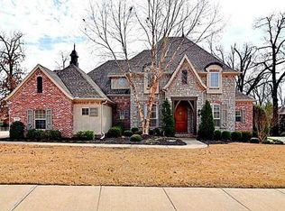 6321 Valley View Rd, Rogers, AR 72758