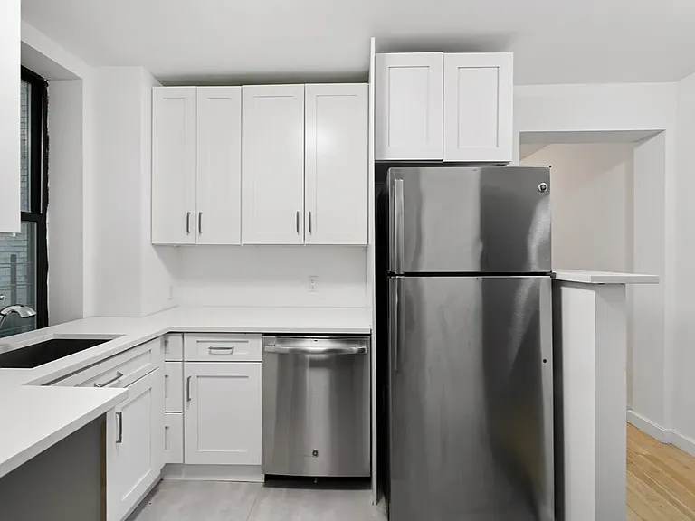 15 W 55th St #7C — Photo 7