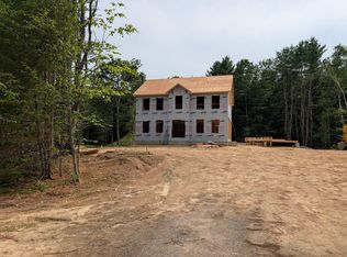 85 Fairview Dr, Pittsfield, NH 03263