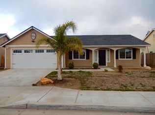 2704 N Brix Ave, Fresno, CA 93722