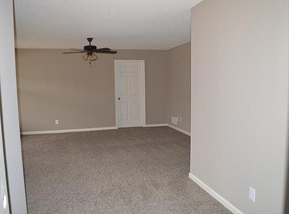 5th image of 514 Willow Dr