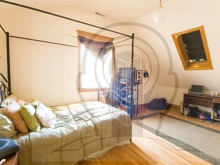 W Drummond Pl — Photo 7