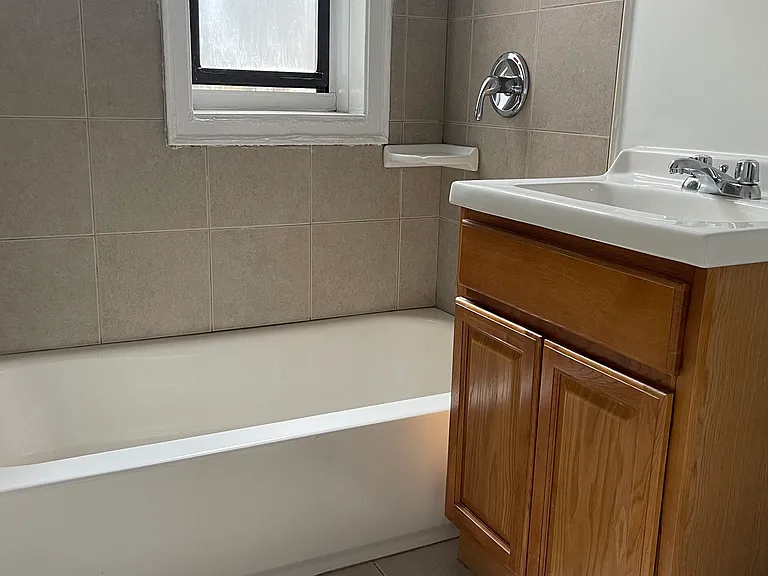 3215-3217 Hull Ave #3C — Photo 19