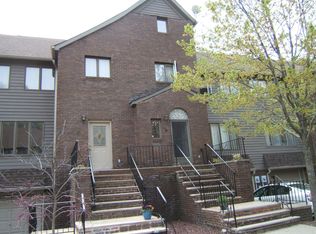 21 Village Green Ct, South Orange, NJ 07079