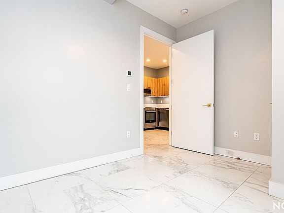 5th image of 1801 Broadway #5H