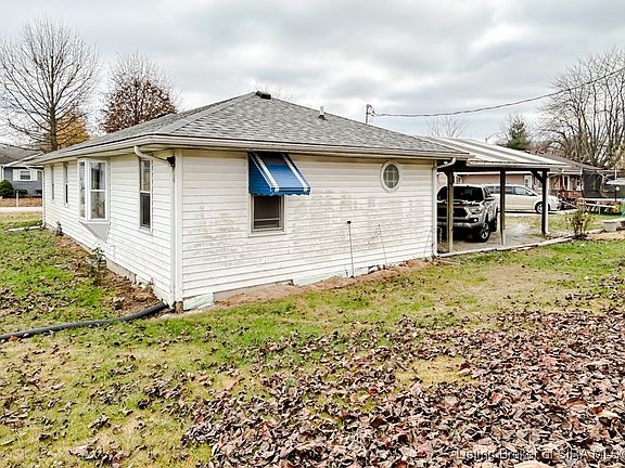 3rd image of 114 Lincoln Street