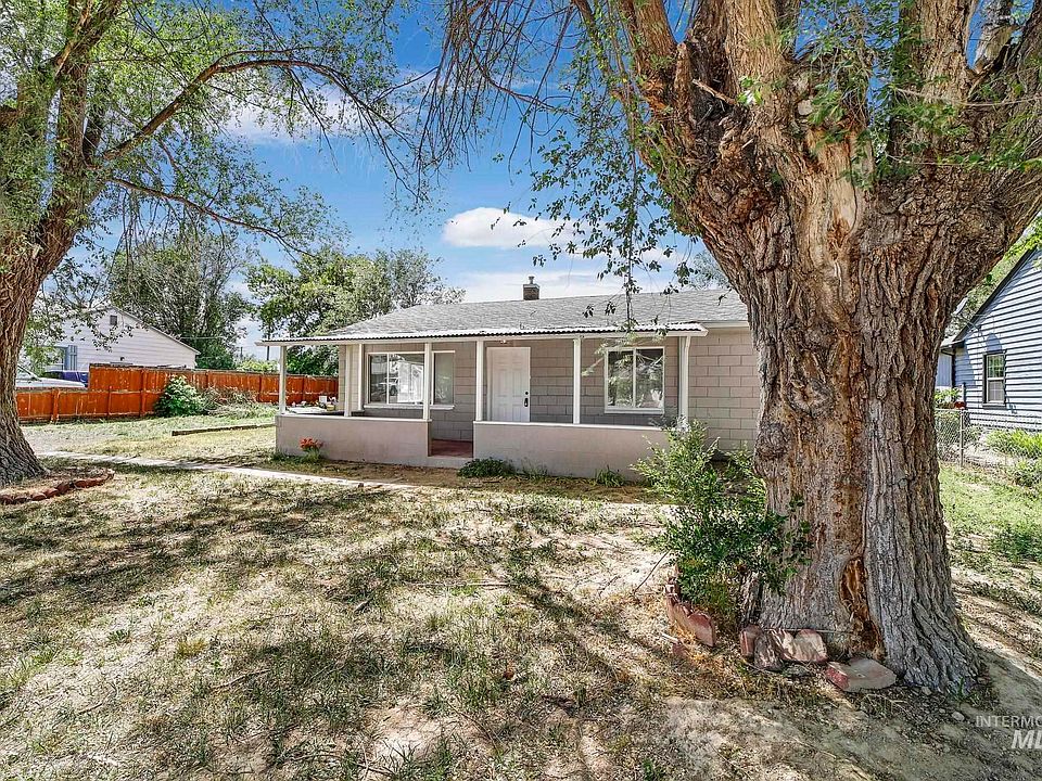 1st image of 418 Park Dr