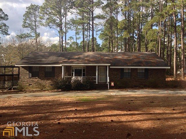 1st image of 216 E Village Dr