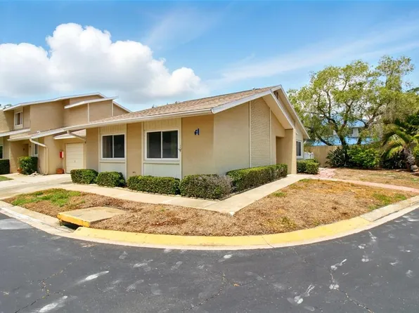 1671 Cape Ann Ave NE Unit 4, Saint Petersburg, FL 33702