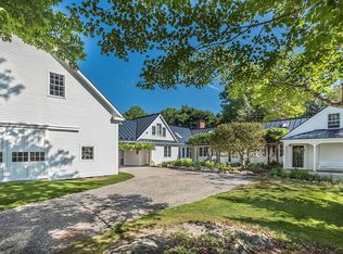 942 Mere Point Rd, Brunswick, ME 04011