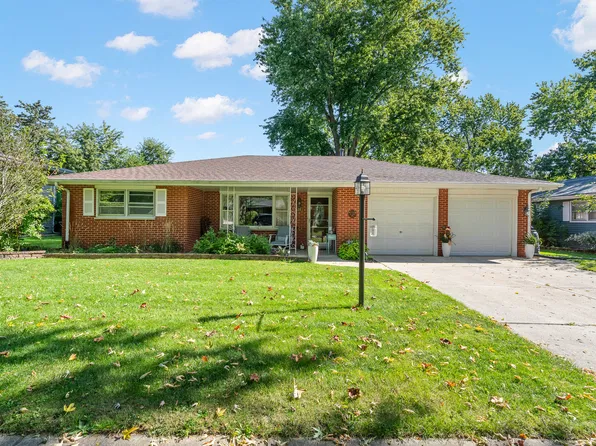 1326 Park Dr, Montgomery, IL 60538