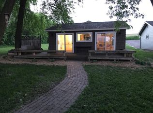 49092 Riverside Ln, Waterville, MN 56096